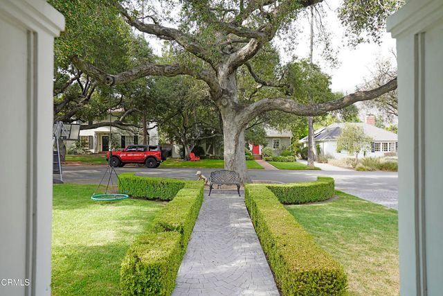 2340 Brigden Road, Pasadena, CA 91104
