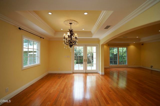 2340 Brigden Road, Pasadena, CA 91104