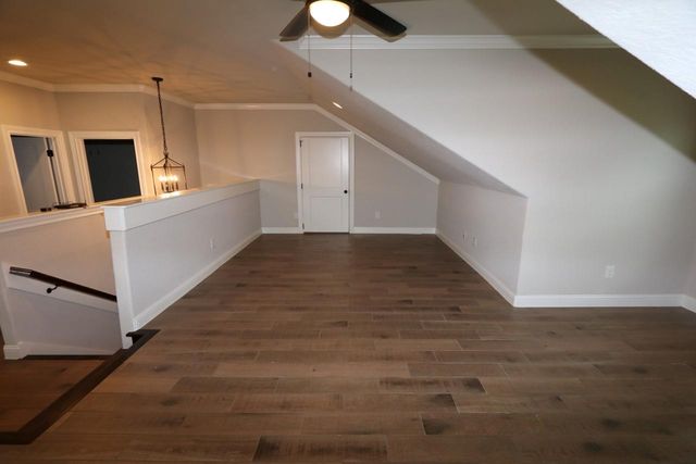 150 Harbour Town Circle, Montgomery, TX 77356