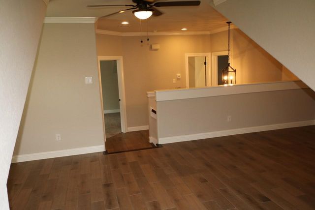 150 Harbour Town Circle, Montgomery, TX 77356