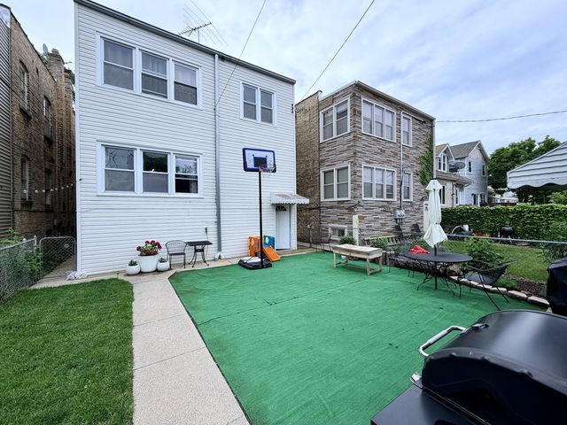 6302 W Holbrook Street G, Chicago, IL 60646