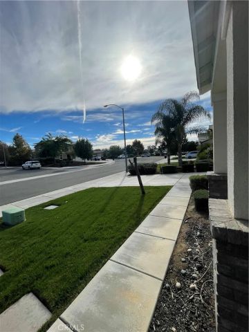31621 Greenwich Court, Menifee, CA 92584