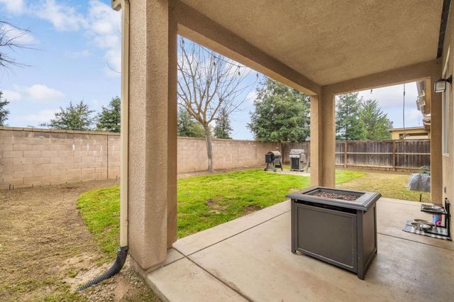 3940 Chessa Lane, Clovis, CA 93619