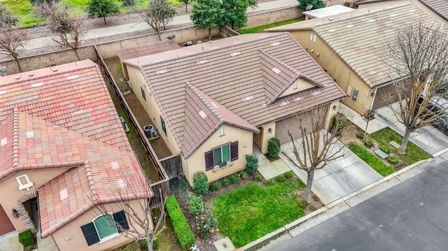 3940 Chessa Lane, Clovis, CA 93619