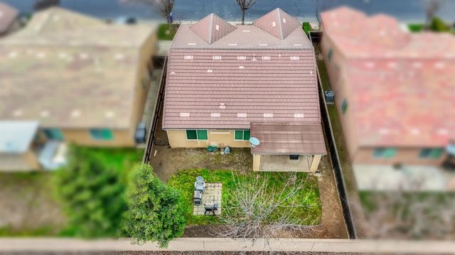 3940 Chessa Lane, Clovis, CA 93619
