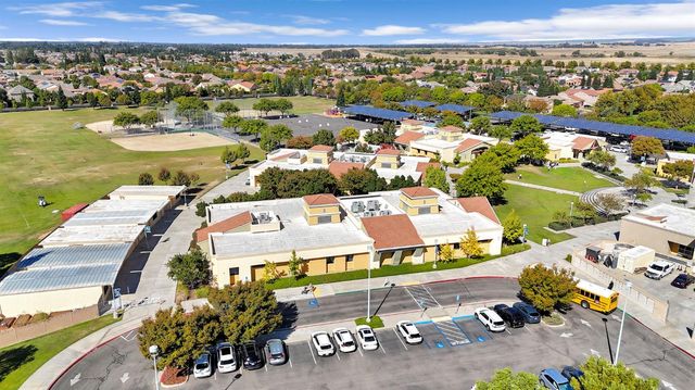 3940 Chessa Lane, Clovis, CA 93619