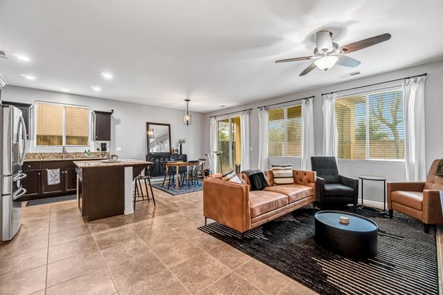 3940 Chessa Lane, Clovis, CA 93619