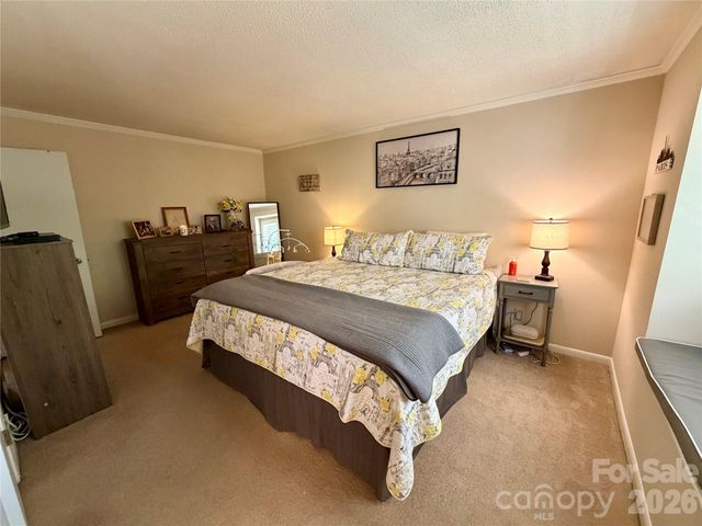 3100 Heathstead Place, Charlotte, NC 28210