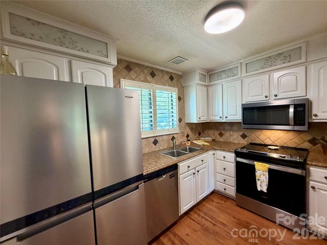 3100 Heathstead Place, Charlotte, NC 28210