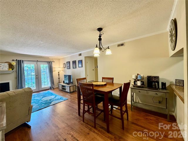 3100 Heathstead Place, Charlotte, NC 28210