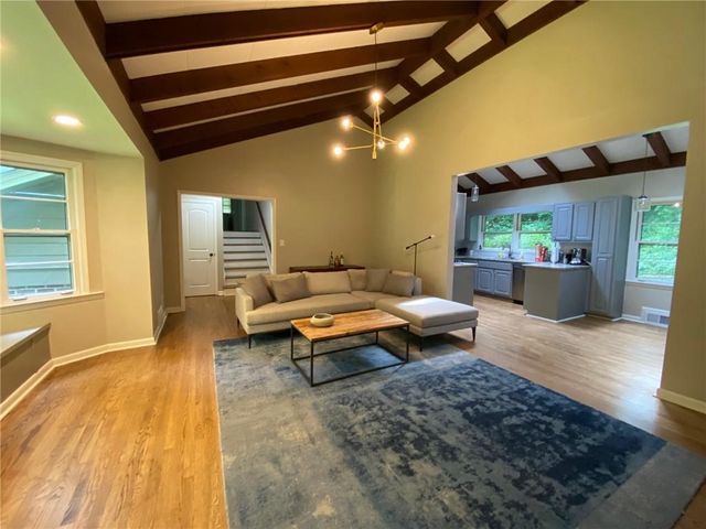 5810 Brookgreen Road, Atlanta, GA 30328