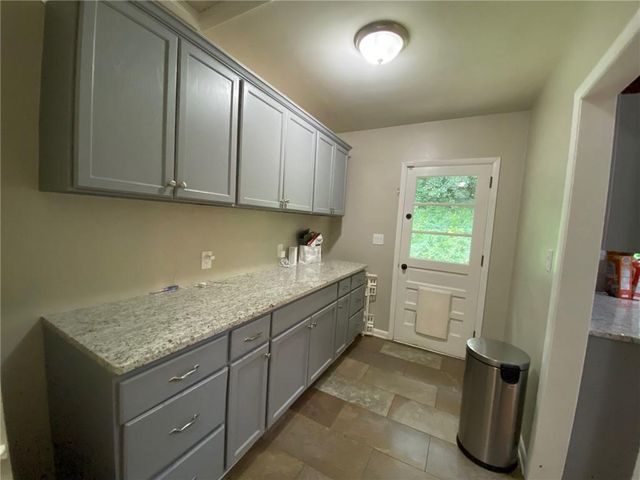 5810 Brookgreen Road, Atlanta, GA 30328