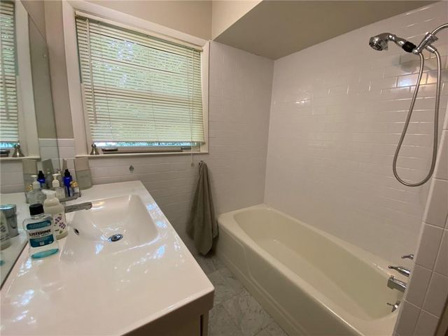 5810 Brookgreen Road, Atlanta, GA 30328