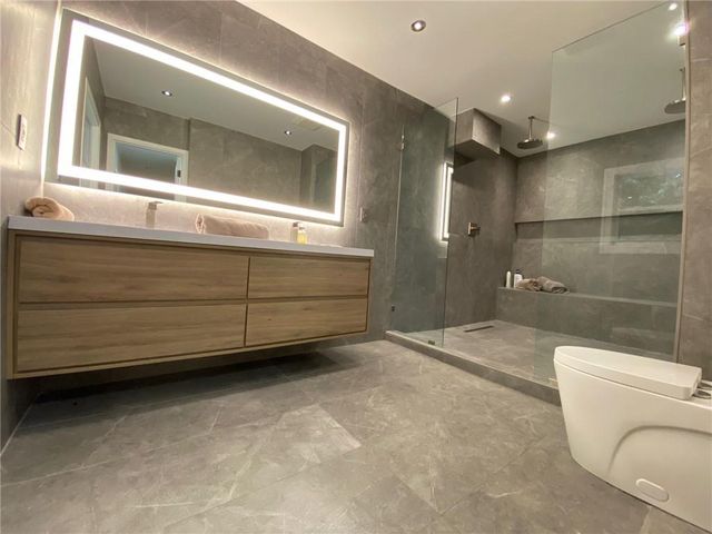 5810 Brookgreen Road, Atlanta, GA 30328