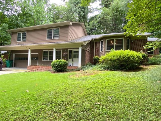 5810 Brookgreen Road, Atlanta, GA 30328