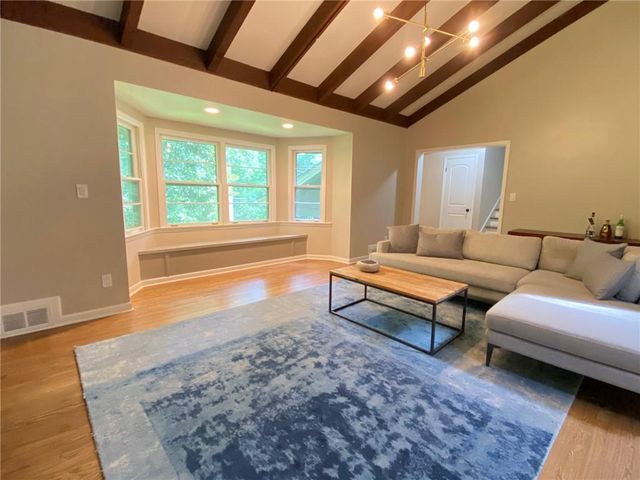 5810 Brookgreen Road, Atlanta, GA 30328