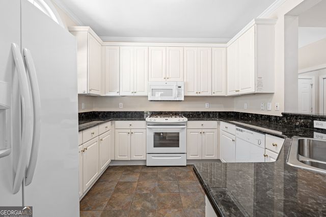 208 Riviera Court, Peachtree City, GA 30269