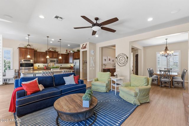 5530 W DESPERADO Way, Phoenix, AZ 85083