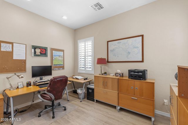 5530 W DESPERADO Way, Phoenix, AZ 85083