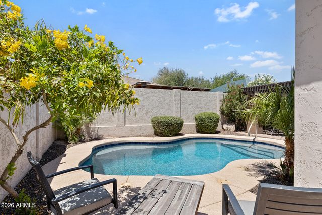 5530 W DESPERADO Way, Phoenix, AZ 85083