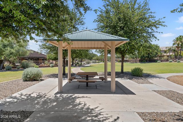 5530 W DESPERADO Way, Phoenix, AZ 85083