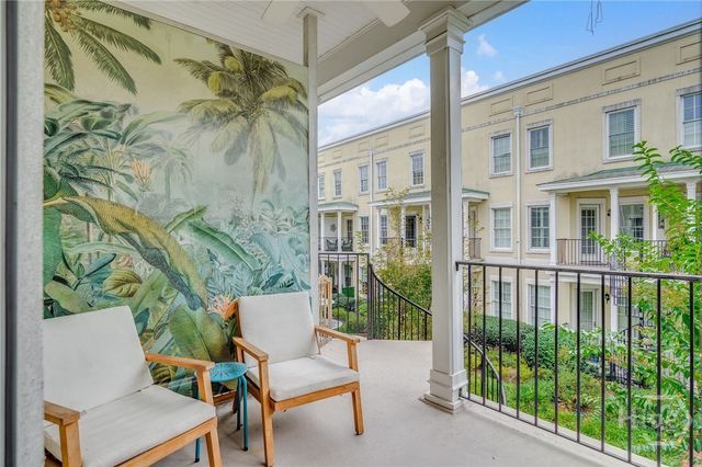 329 W Charlton Street, Savannah, GA 31401