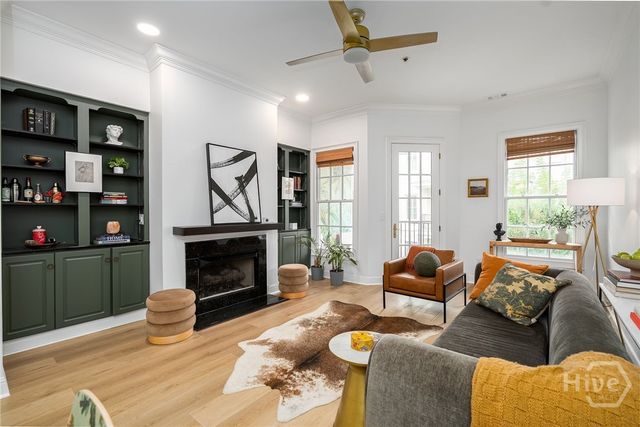 329 W Charlton Street, Savannah, GA 31401