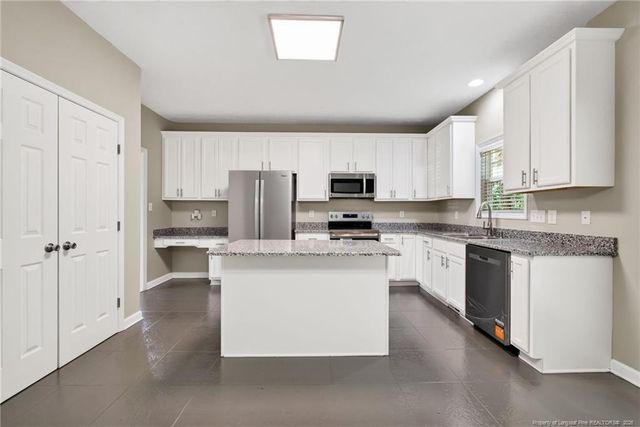 38 Carteret Court, Spring Lake, NC 28390