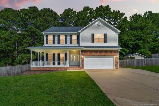 38 Carteret Court, Spring Lake, NC 28390