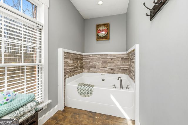 401 Herrin Road, Cornelia, GA 30531