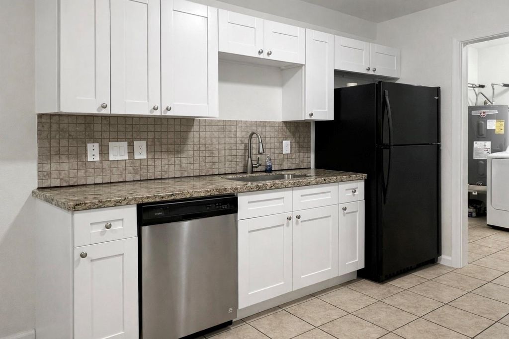 6619 Carver Road B, Houston, TX 77091