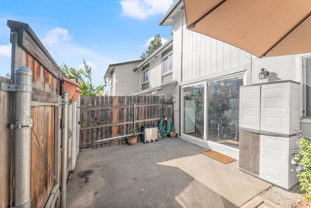 5861 Muldrow Rd, Sacramento, CA 95841