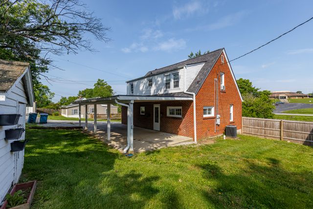 531 Fairway Drive, Harrodsburg, KY 40330