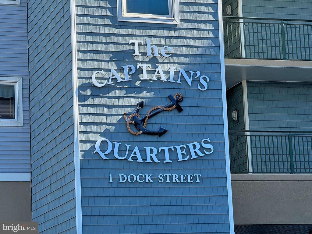 Image 24 of property listing at 1 DOCK ST #304, Crisfield, MD 21817