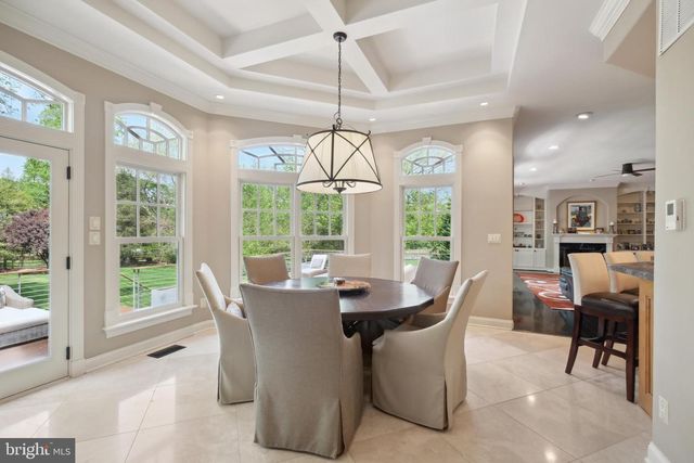 11724 GAINSBOROUGH RD, Potomac, MD 20854