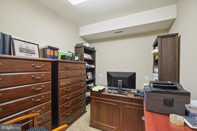 11724 GAINSBOROUGH RD, Potomac, MD 20854