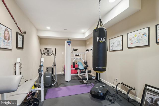 11724 GAINSBOROUGH RD, Potomac, MD 20854