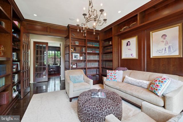 11724 GAINSBOROUGH RD, Potomac, MD 20854