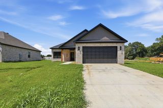 205 E Florida Street, Beebe, AR 72012