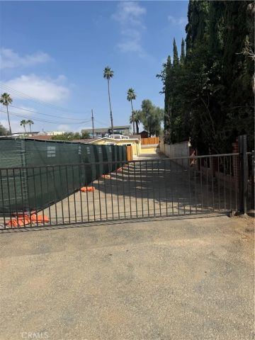 10337 Mull, Riverside, CA 92505