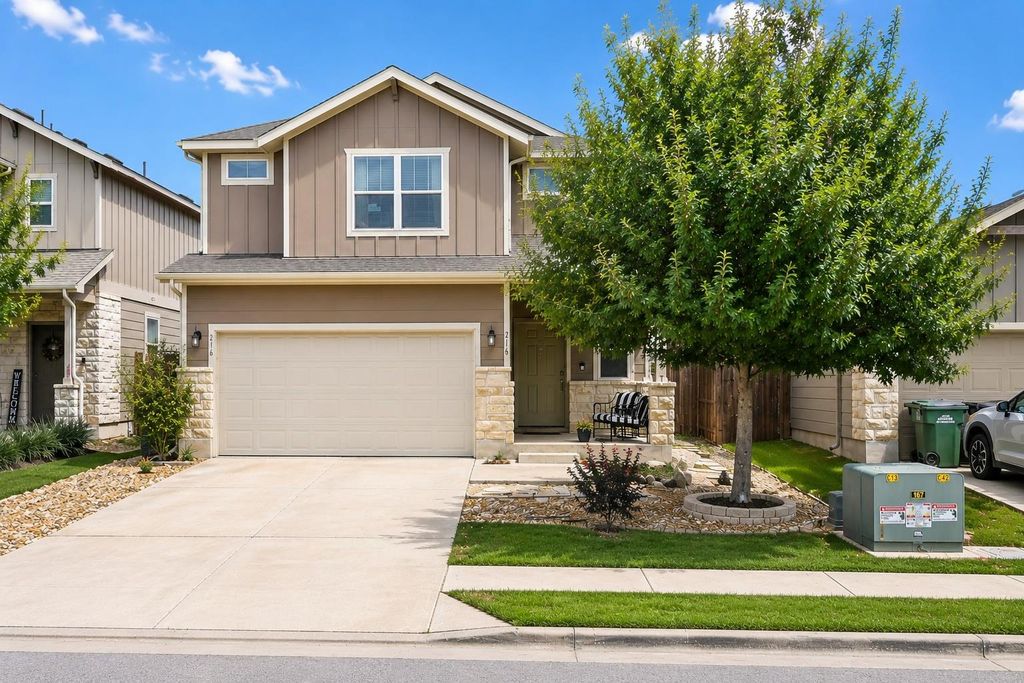216 La Dera Drive, Liberty Hill, TX 78642