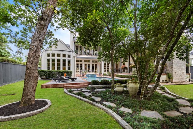 79 Simon Lake Lane, The Woodlands, TX 77381