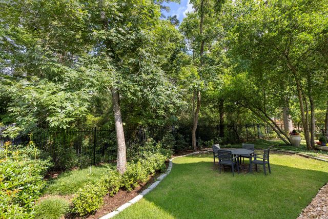79 Simon Lake Lane, The Woodlands, TX 77381