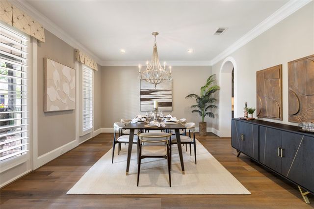 79 Simon Lake Lane, The Woodlands, TX 77381