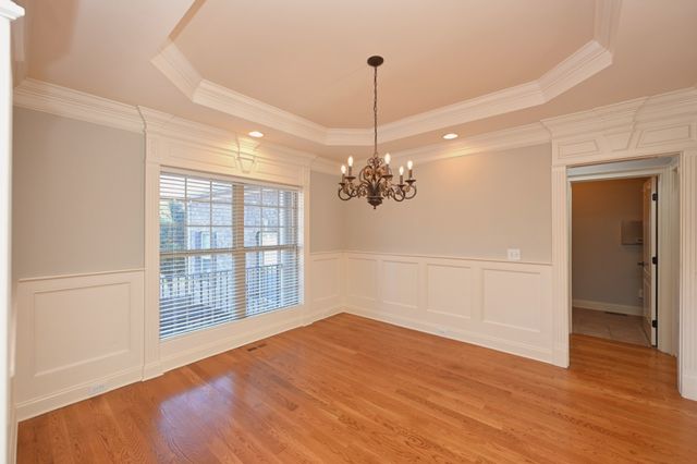 1056 Island Brook Dr, Hendersonville, TN 37075