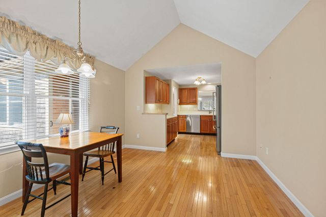 28 Wildflower Lane, Yarmouth Port, MA 02675