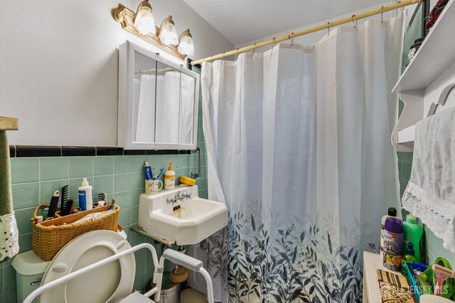 12 Brookside Road, Spotswood, NJ 08884