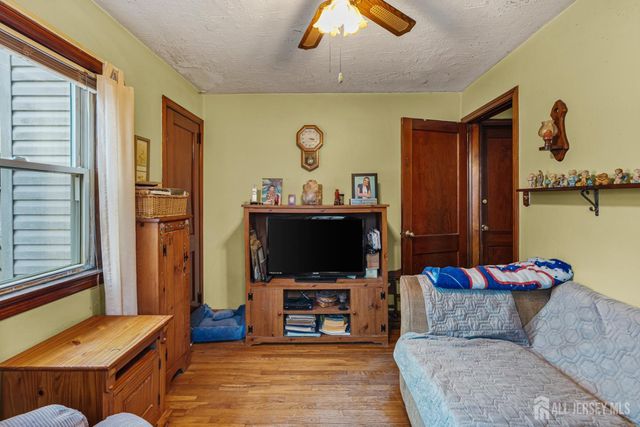 12 Brookside Road, Spotswood, NJ 08884