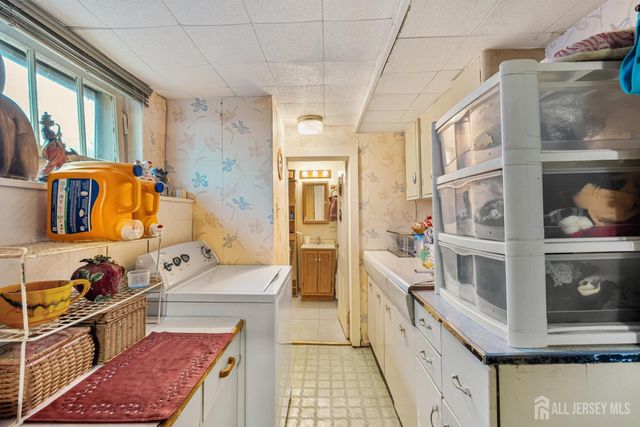 12 Brookside Road, Spotswood, NJ 08884