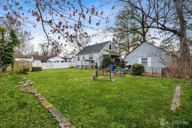 12 Brookside Road, Spotswood, NJ 08884